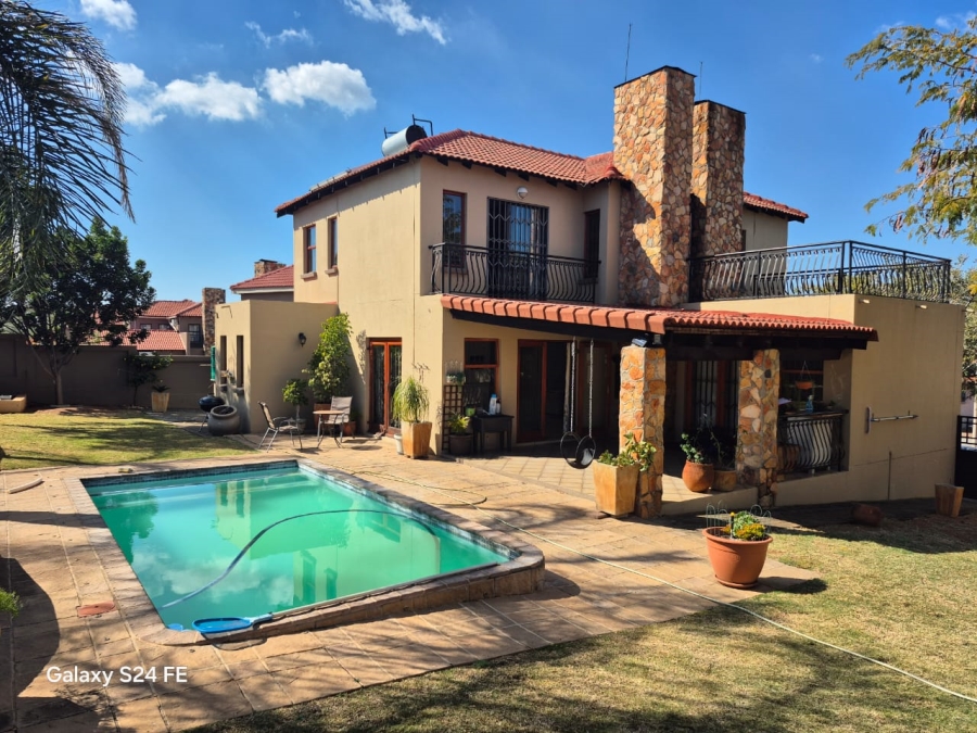 3 Bedroom Property for Sale in Boschdal North West